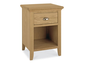 Bentley Designs Hampstead Bedside Nightstand - One Drawer in Oak